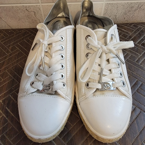 Michael kors shoes - Picture 2 of 5